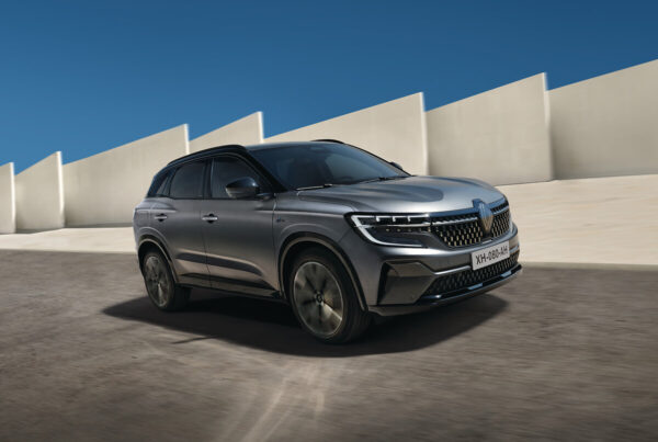 Multi-brand in-vehicle data provider CARUSO announced that it has signed an agreement with Renault Group.